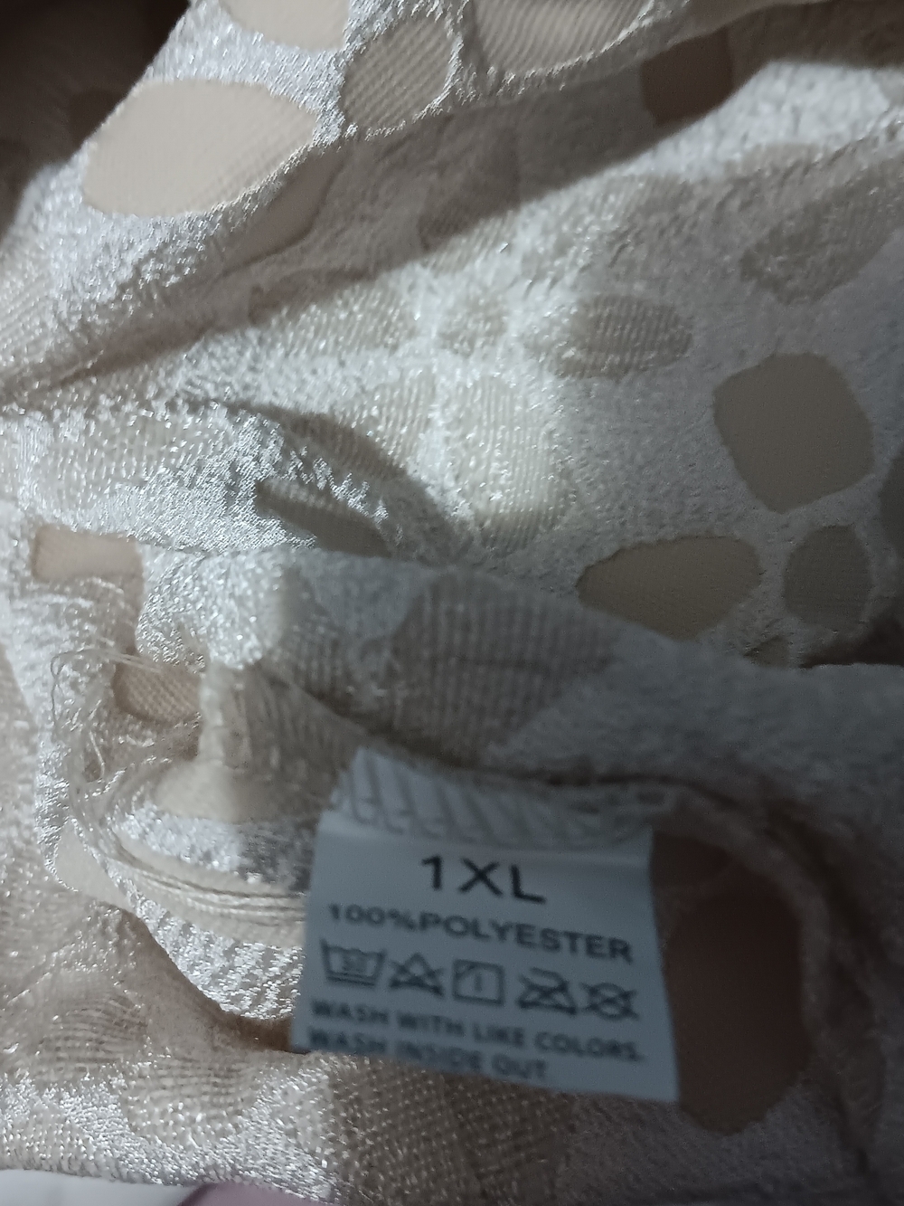 Women’s Cream Sleeveless Floral Embroidered Tunic - Picture 6 of 6